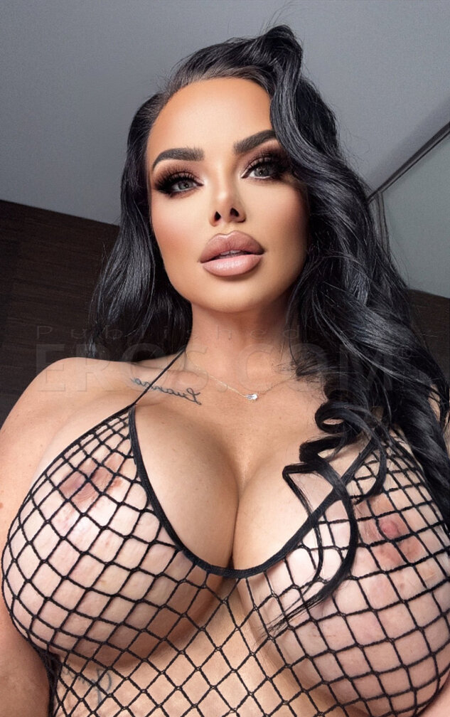 Bosnian Bombshell
