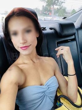 Petite Alana