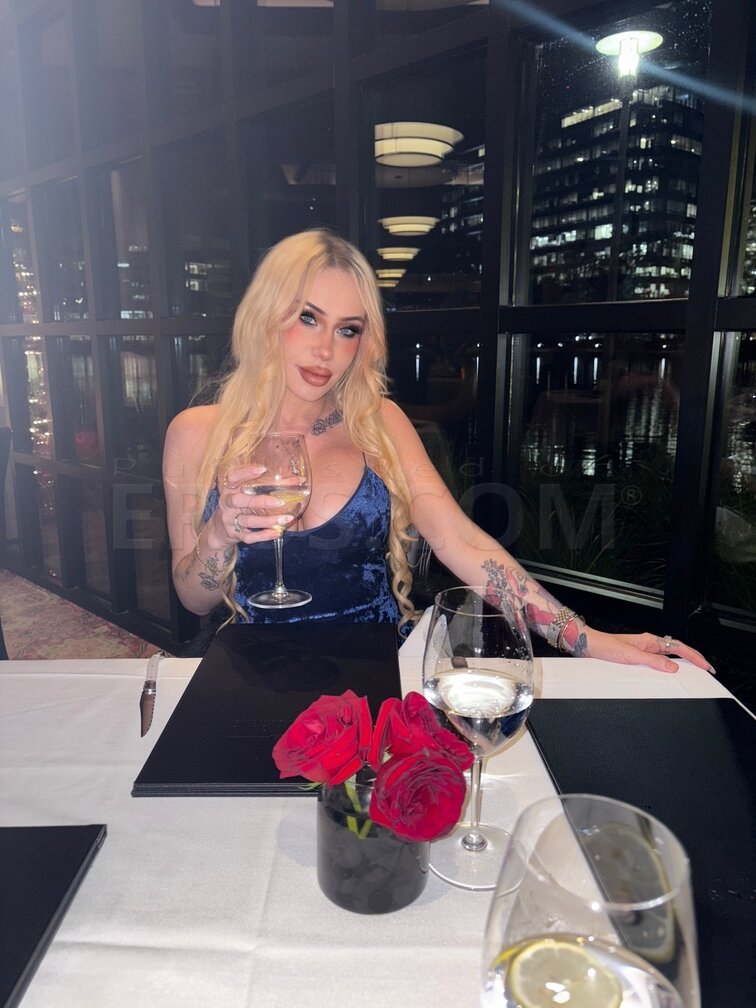 VIP Christina
