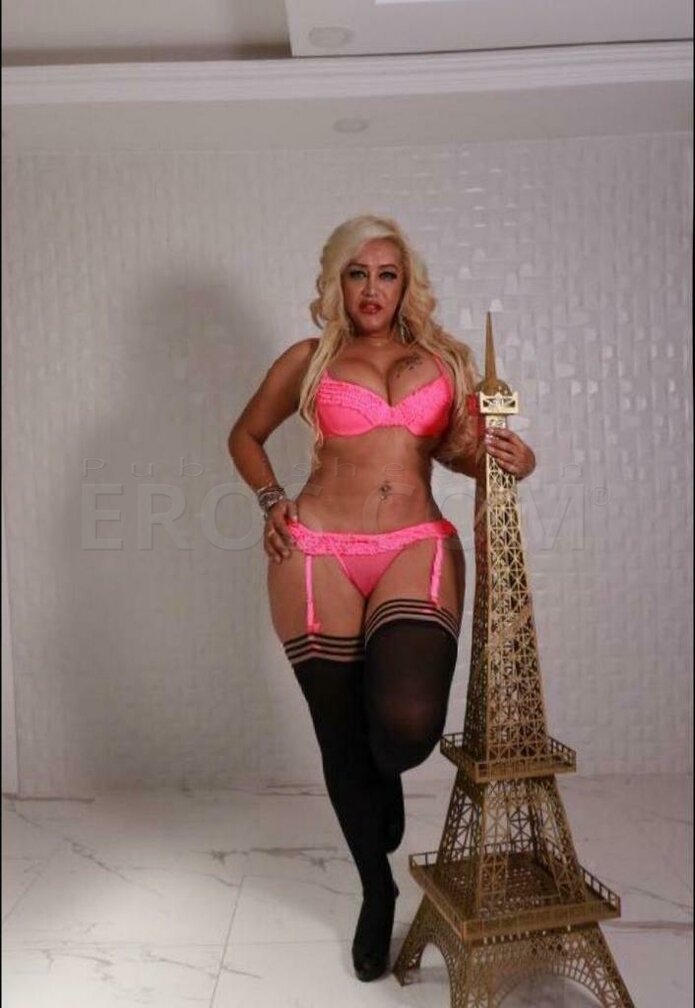Bella new in Cleveland OH