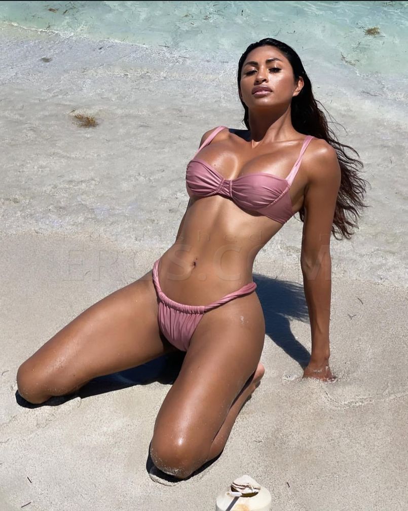 Ts RebekkA Montenegro