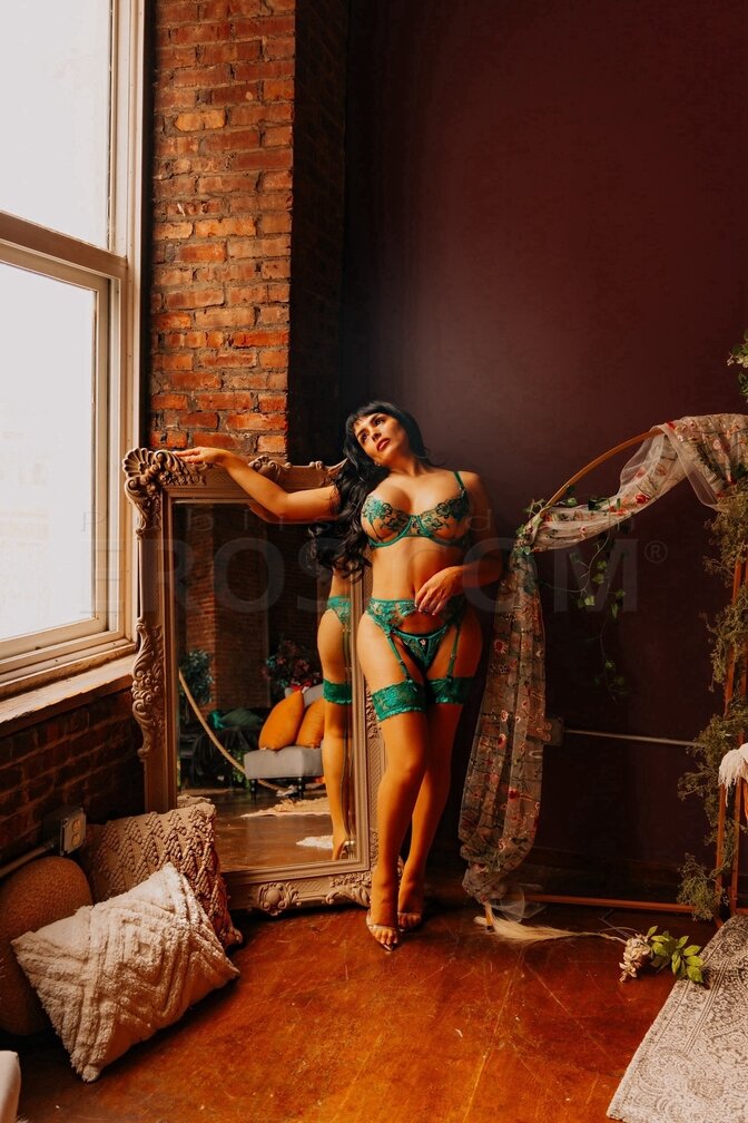 Elisa Mondova