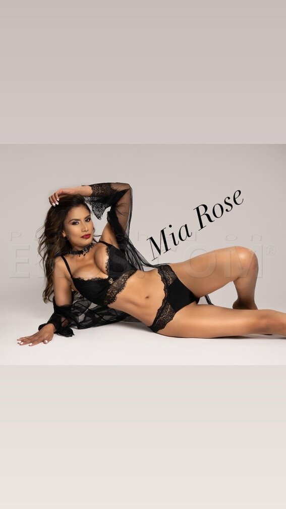 VIP Mia Rose