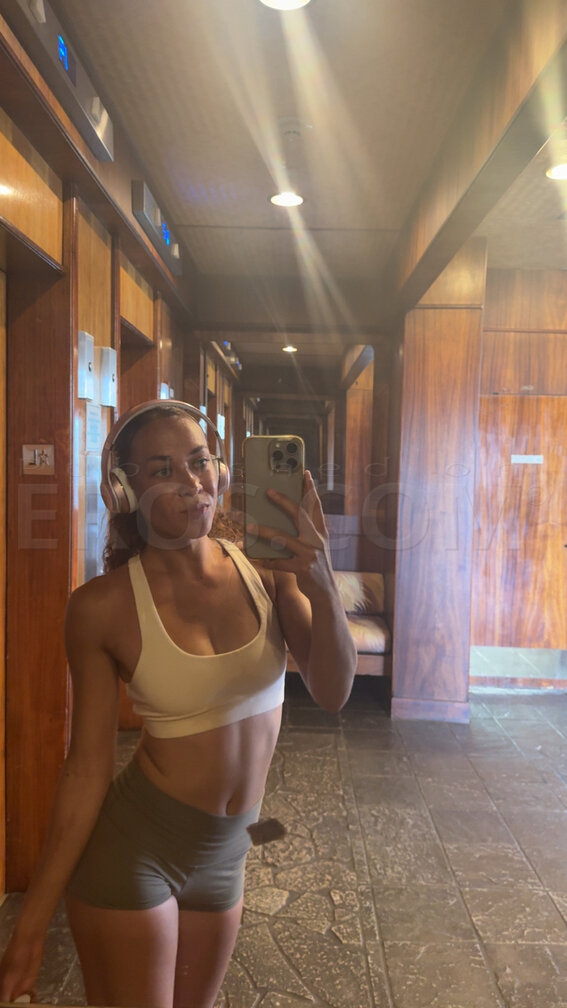 Nia