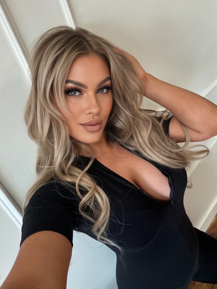 Mandy in Boston