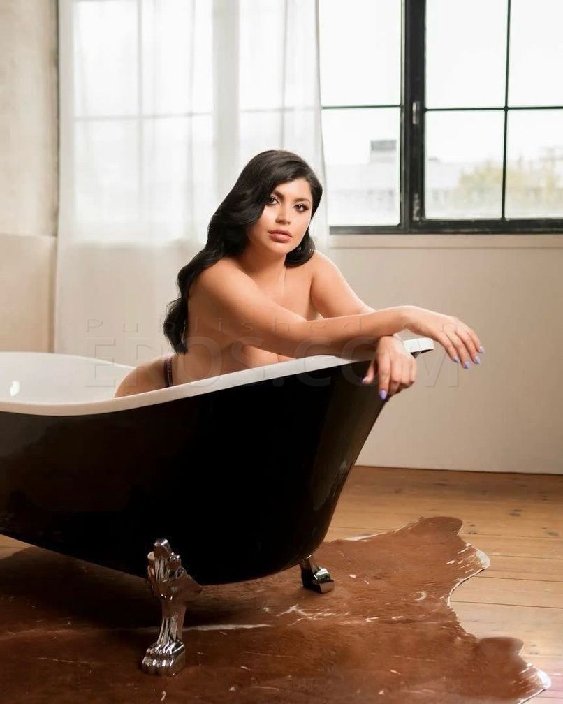Meera in Maine