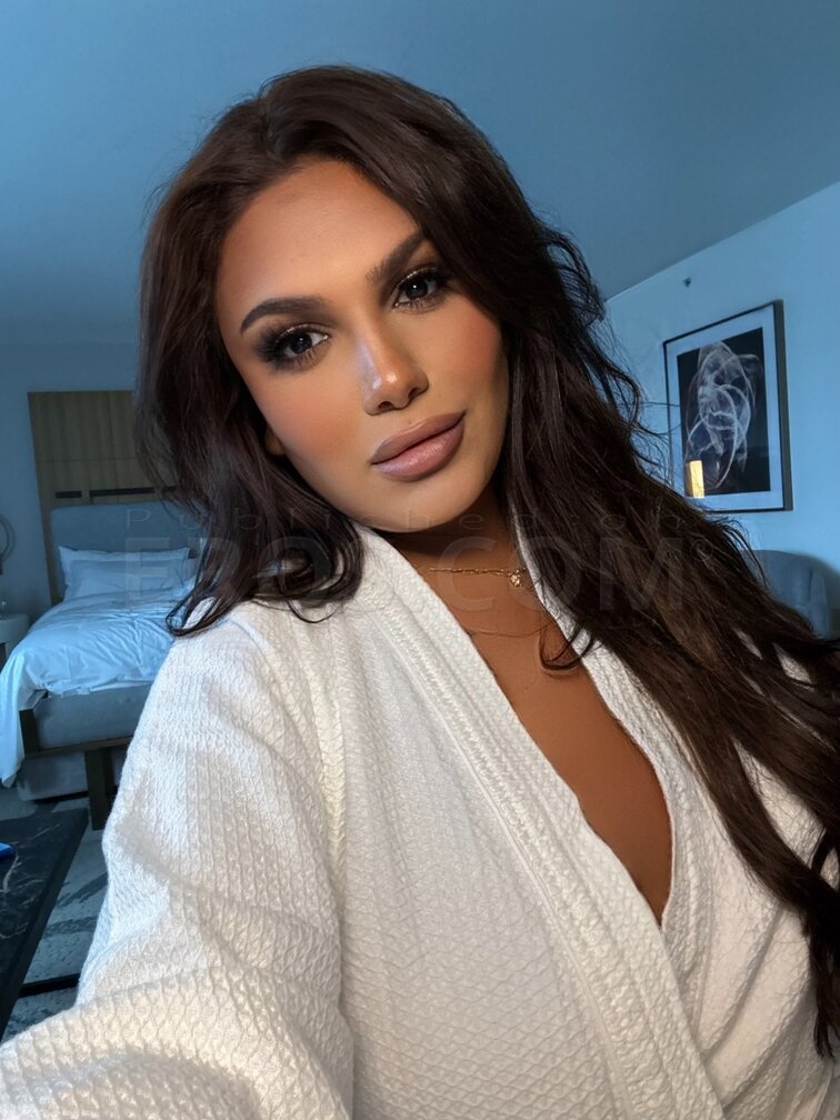 Syra Newport Beach