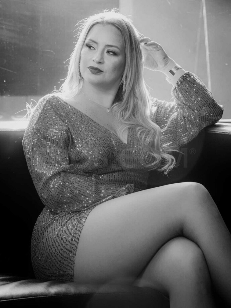 Raliegh Mature Woman Gabriela Luna