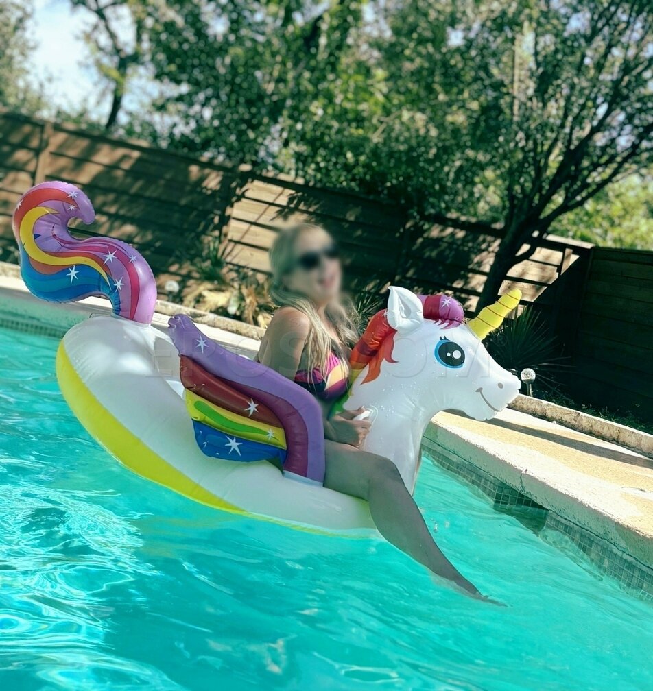 Sexy Charlotte