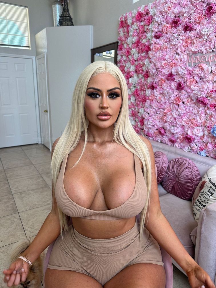 Danii Banks