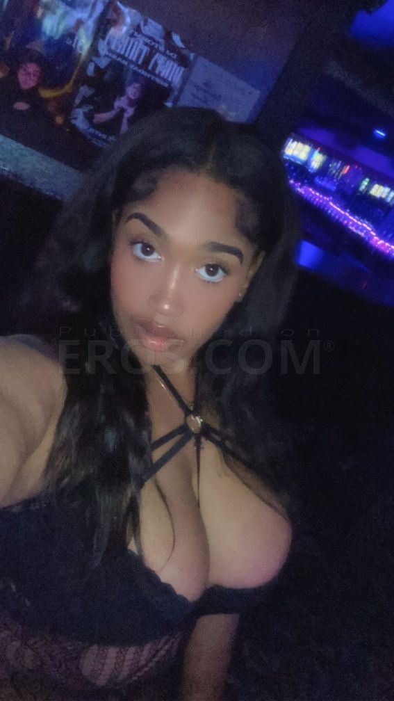 Miss DivineBrownxoxo