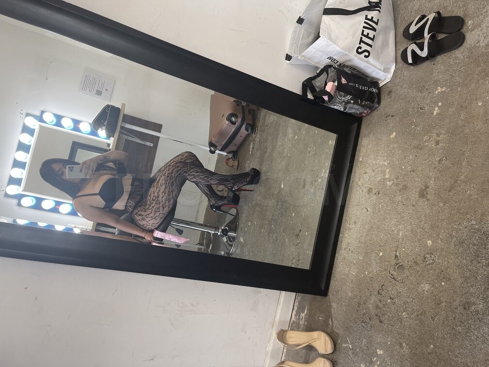 VIP Sophia