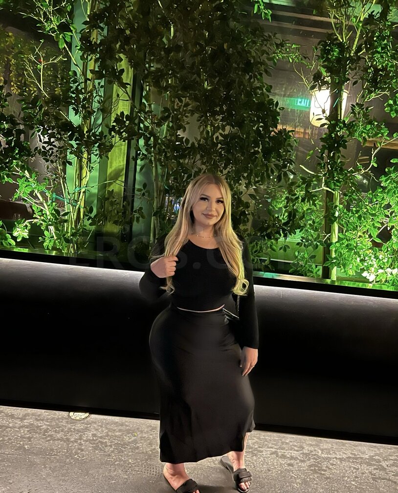 NadiaLuve in Milwaukee