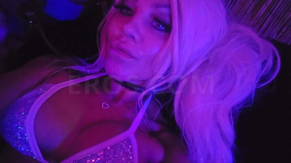 Krisily Tease