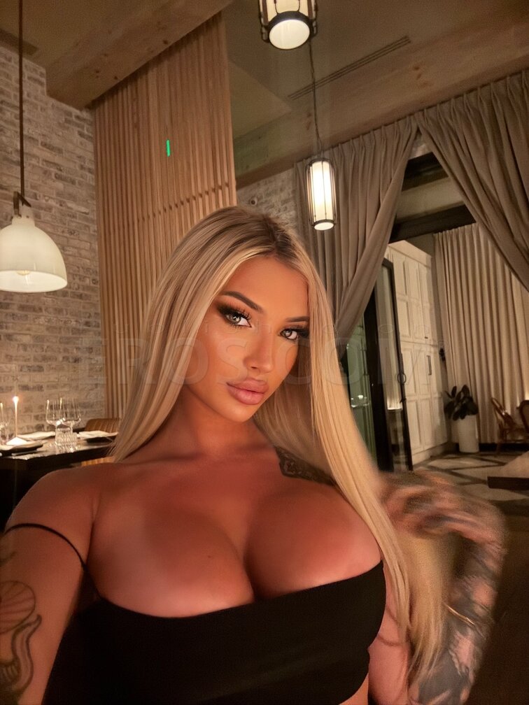 EroticJayla
