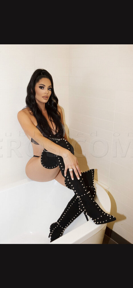 Vanessa S