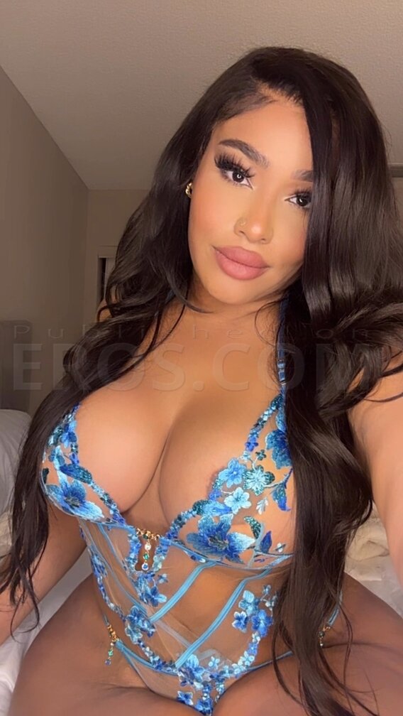 Alexis Rey Visiting Raleigh