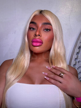 TS KYLIE