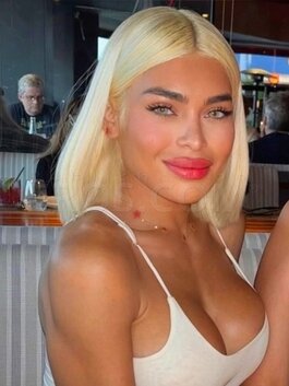 TS KYLIE