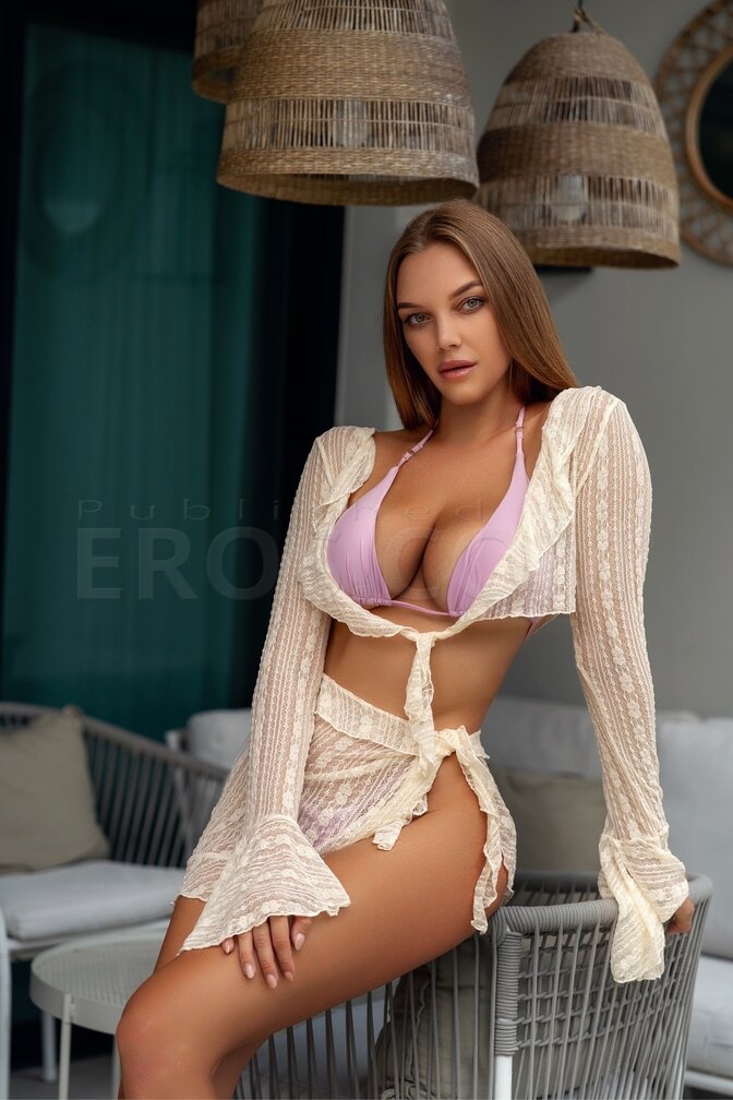 Annastasiya Love