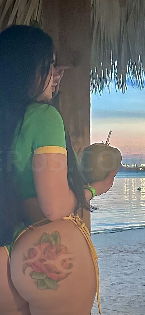 Kiara Foxx.