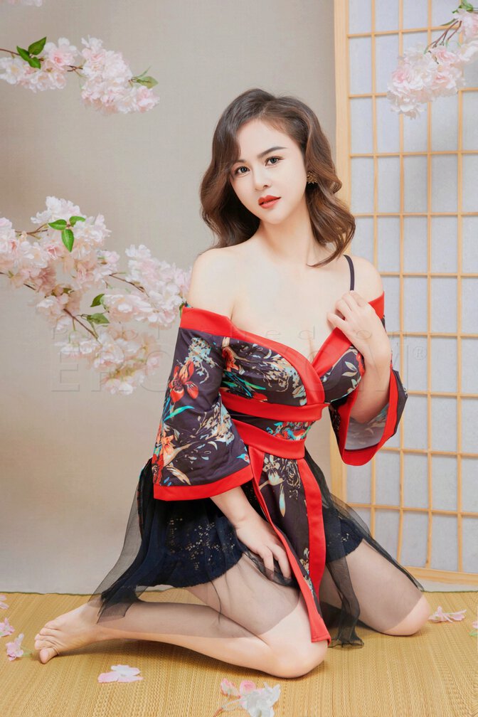 VIP Asian model yumiko