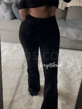 Sexy-Blonde
