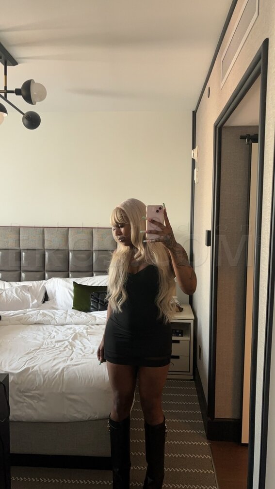 VIP Mahogany