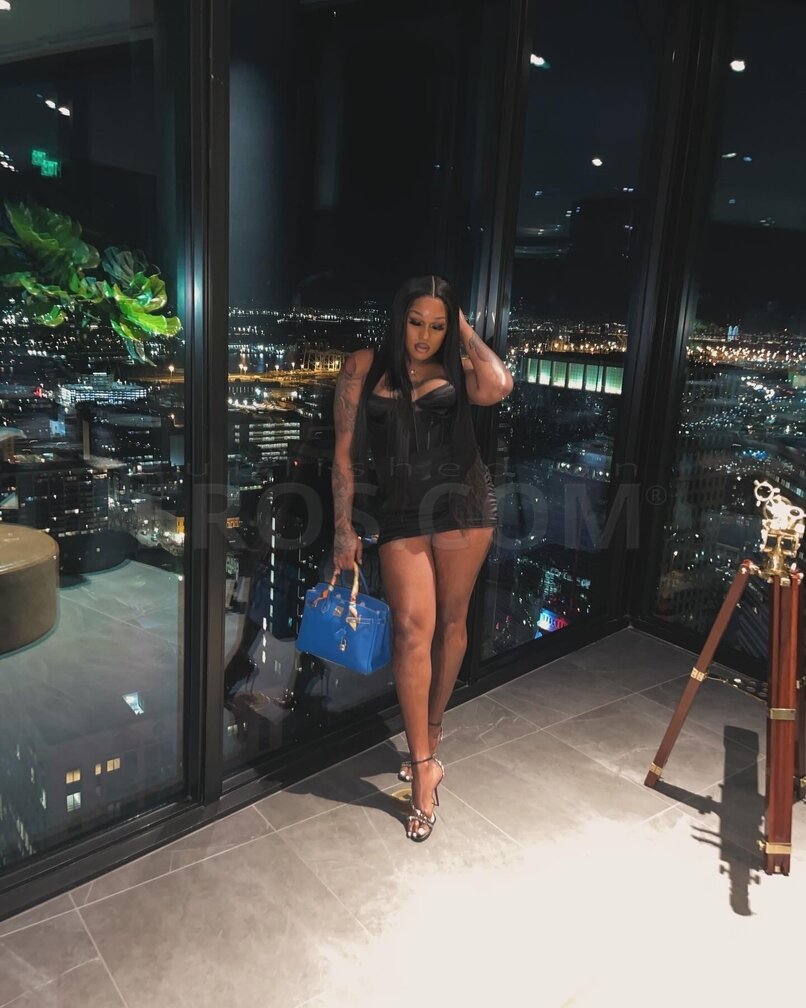 VIP Mahogany