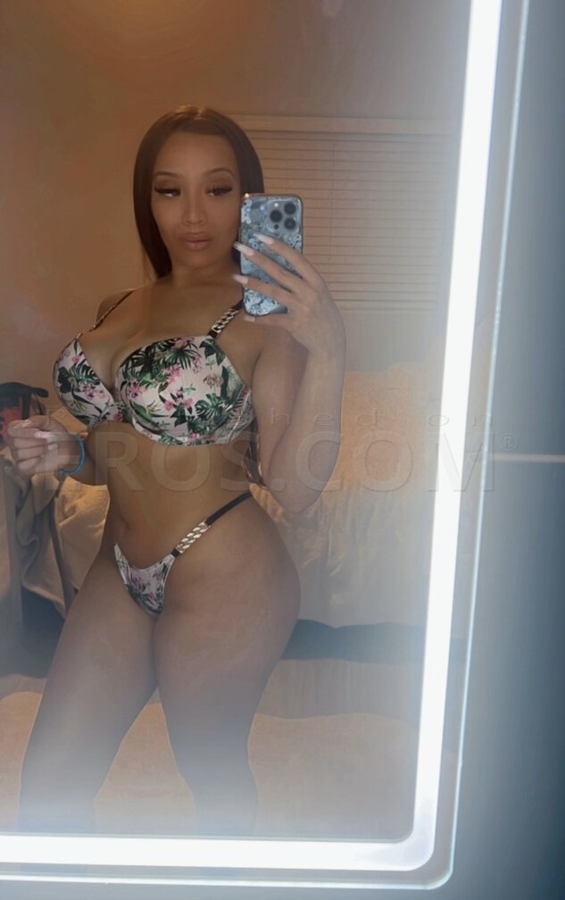 VIP Nadia