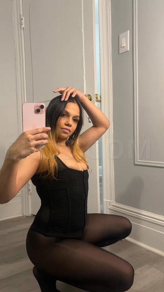 VIP Aliyah Amoraa