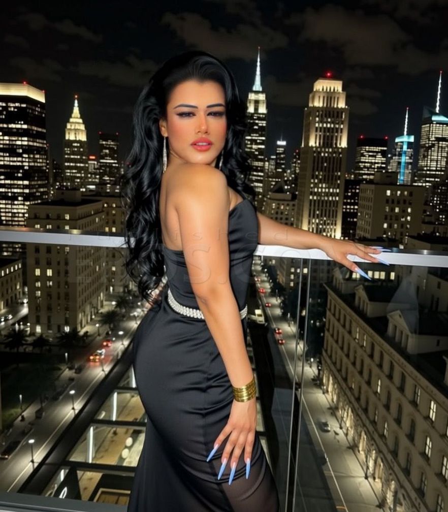 VIP Ts Penelope Manson