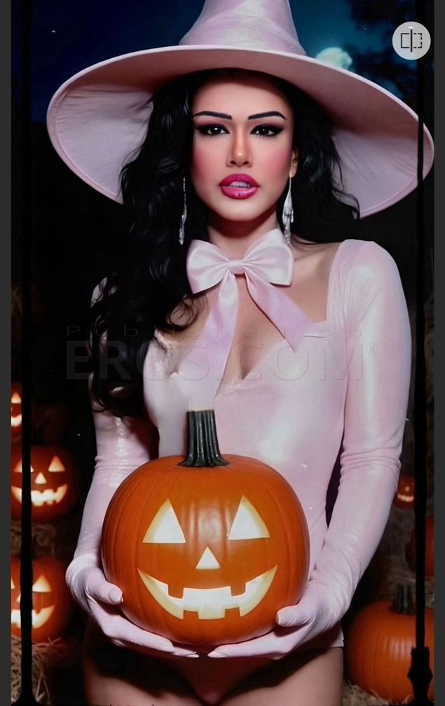 VIP Ts Penelope Manson