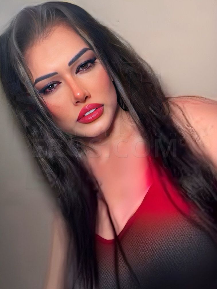 VIP Ts Penelope Manson