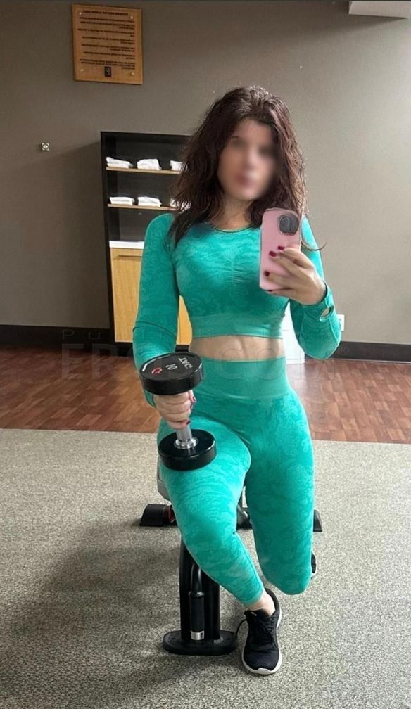 Kloe in NATICK AND FRAMINGHAM