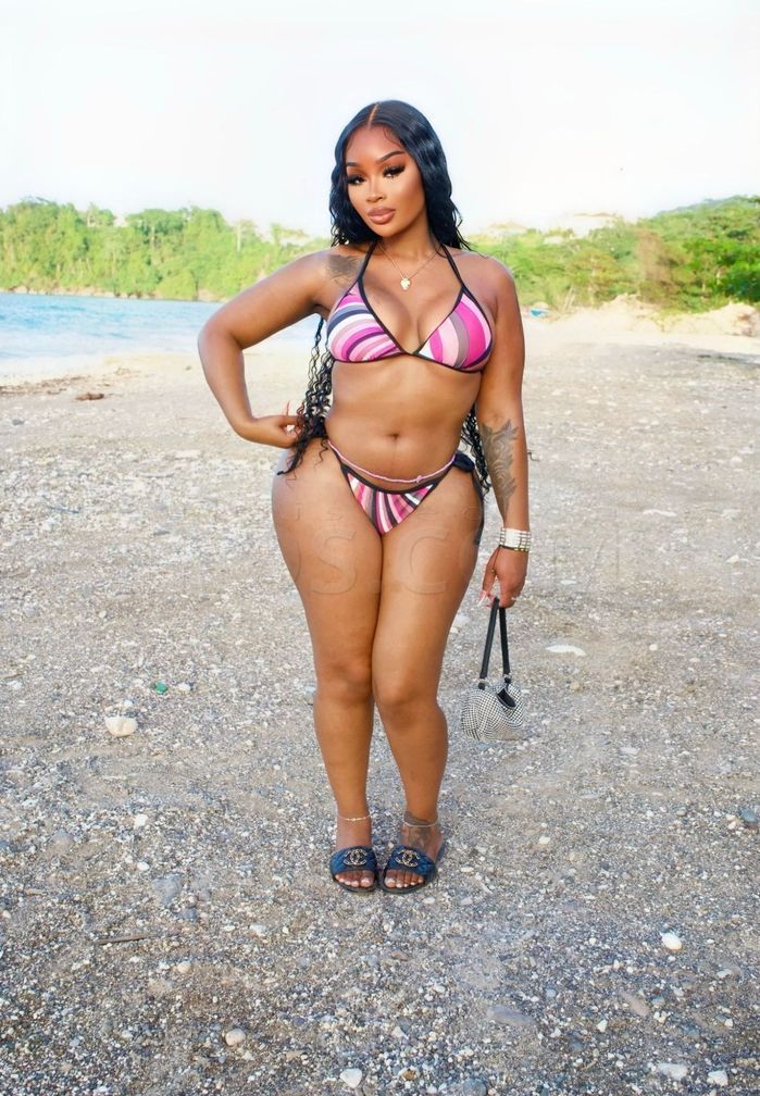 Miss B