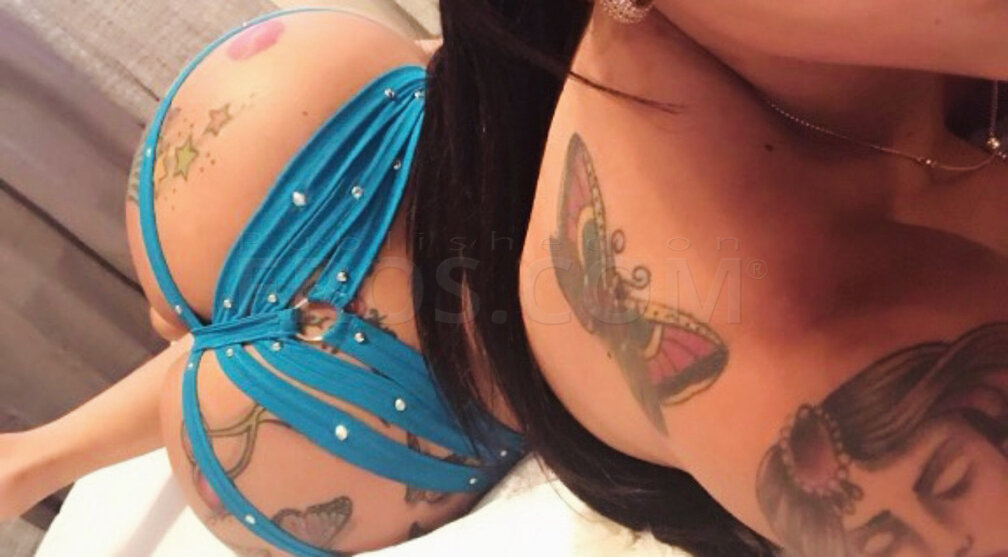YULY IS BACK IN TOWN REAL LATINA