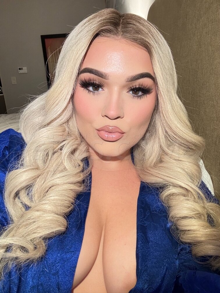 Brittany Blu