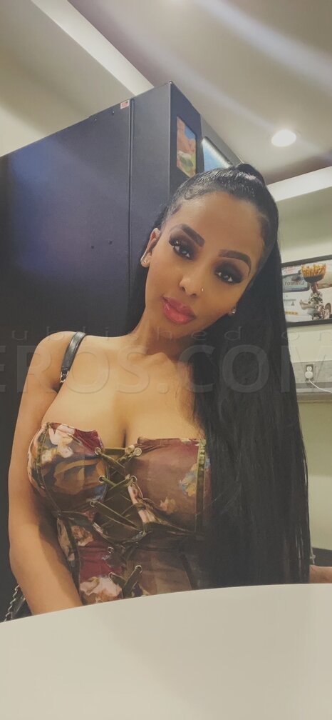 East Indian mixed Riya