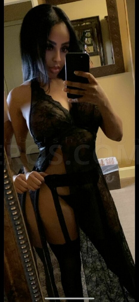 East Indian mixed Riya