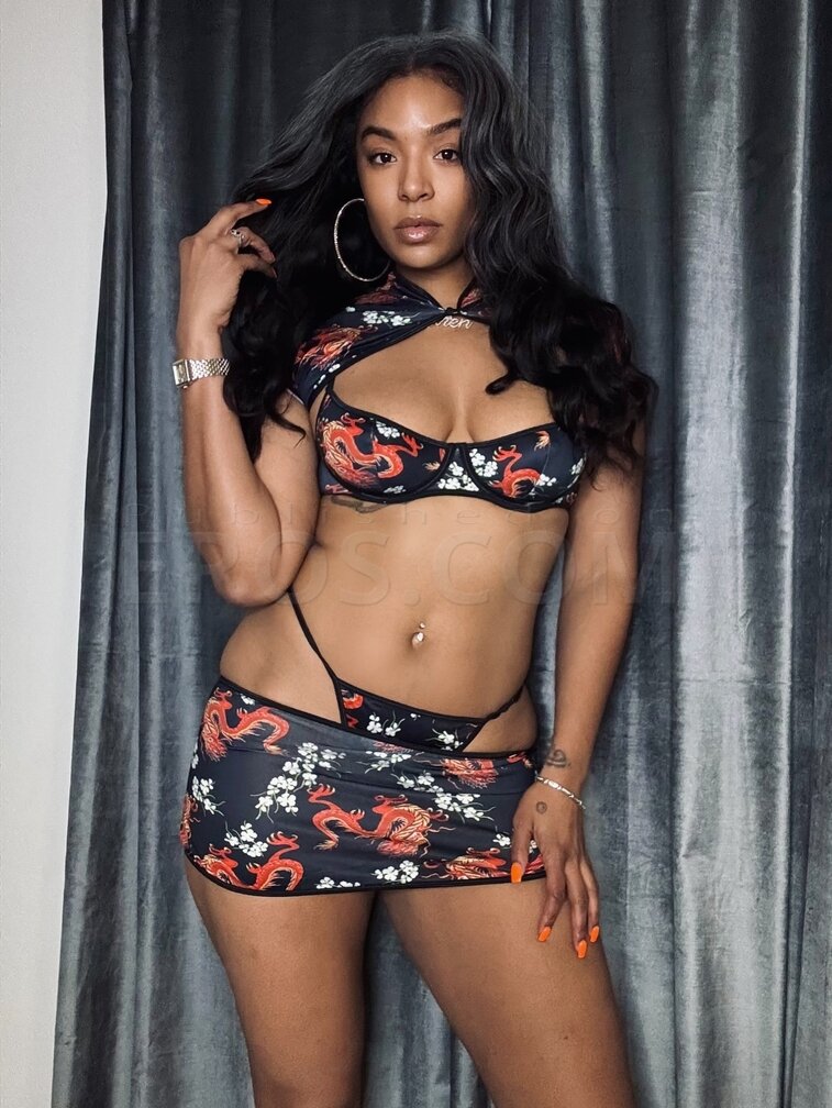 VIP Sweet Siren