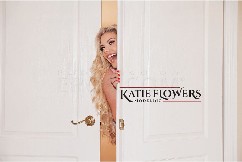 VIP Katie Flowers Modeling