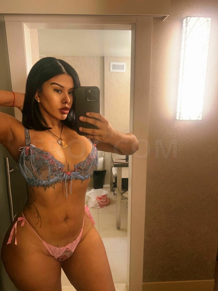 VIP AYLA CRUZ