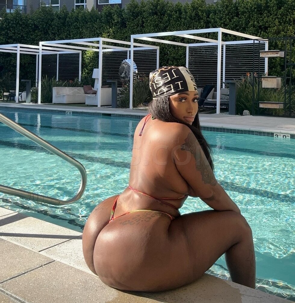Ava