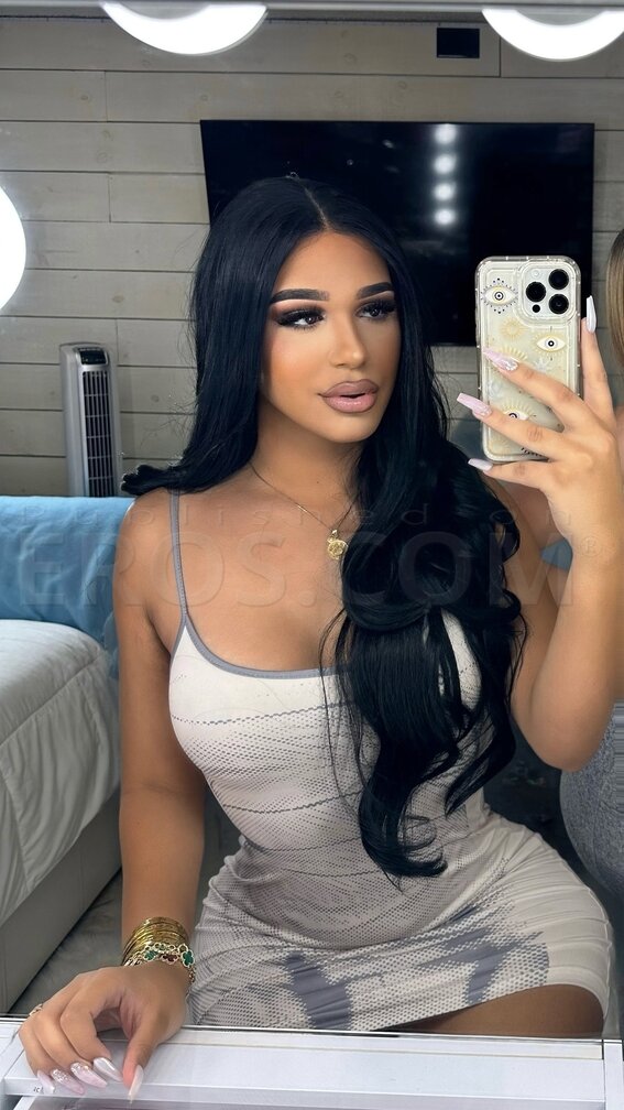 Bella