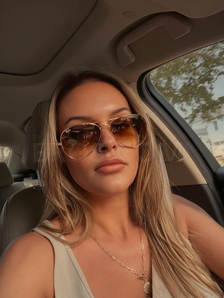 Sexy Lexi of Virginia Beach
