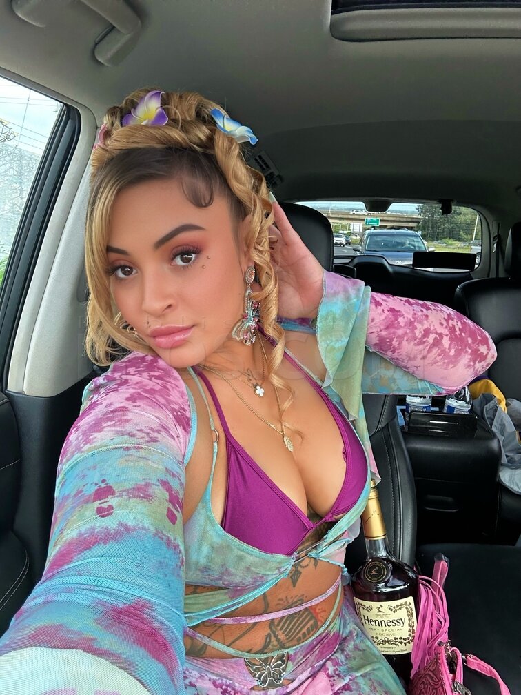 Upscale Becky