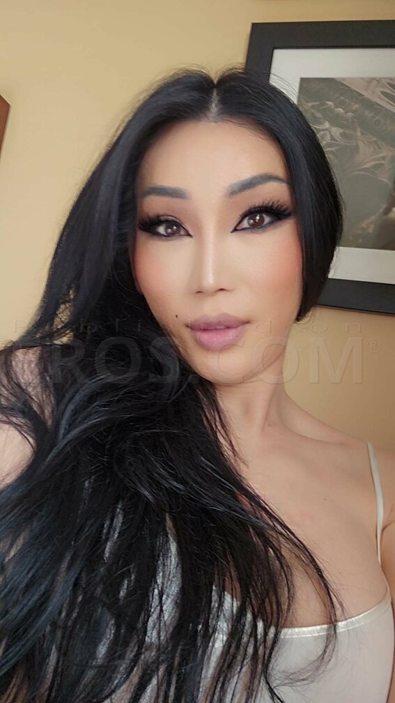 TS Goddess Ling