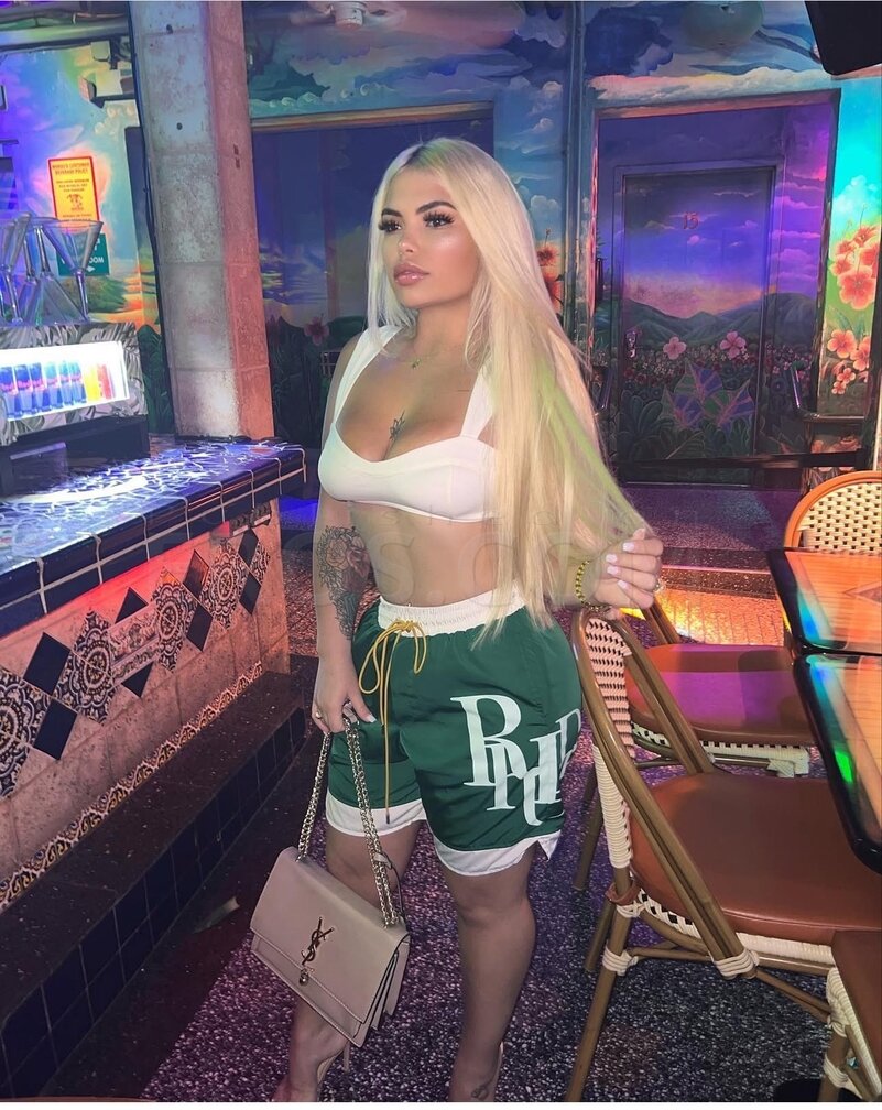 Khloe