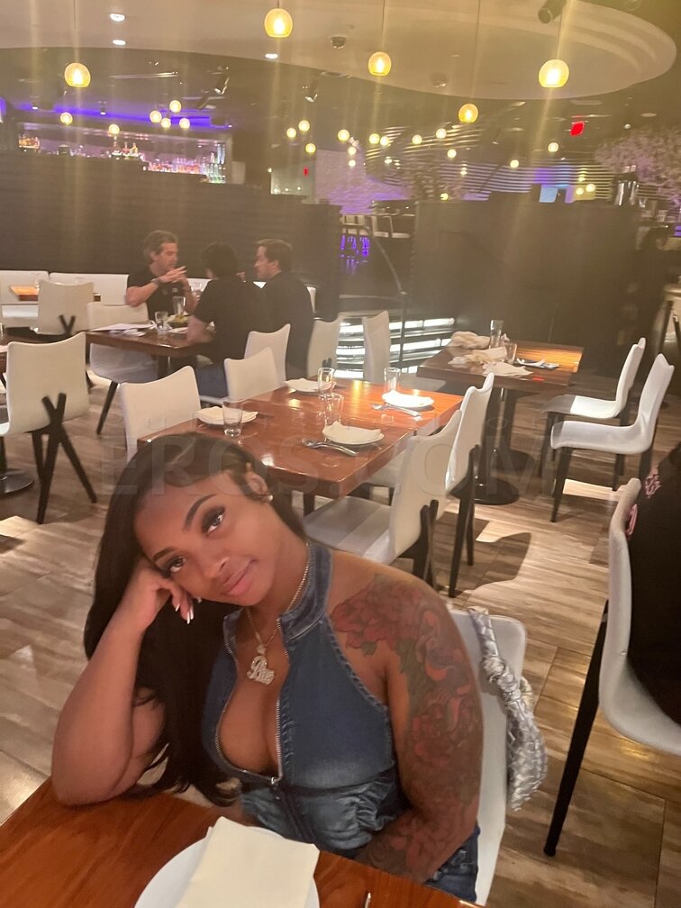 VIP Loren
